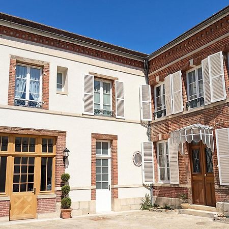 Maison A Deux Mains Ay-Champagne Exterior foto
